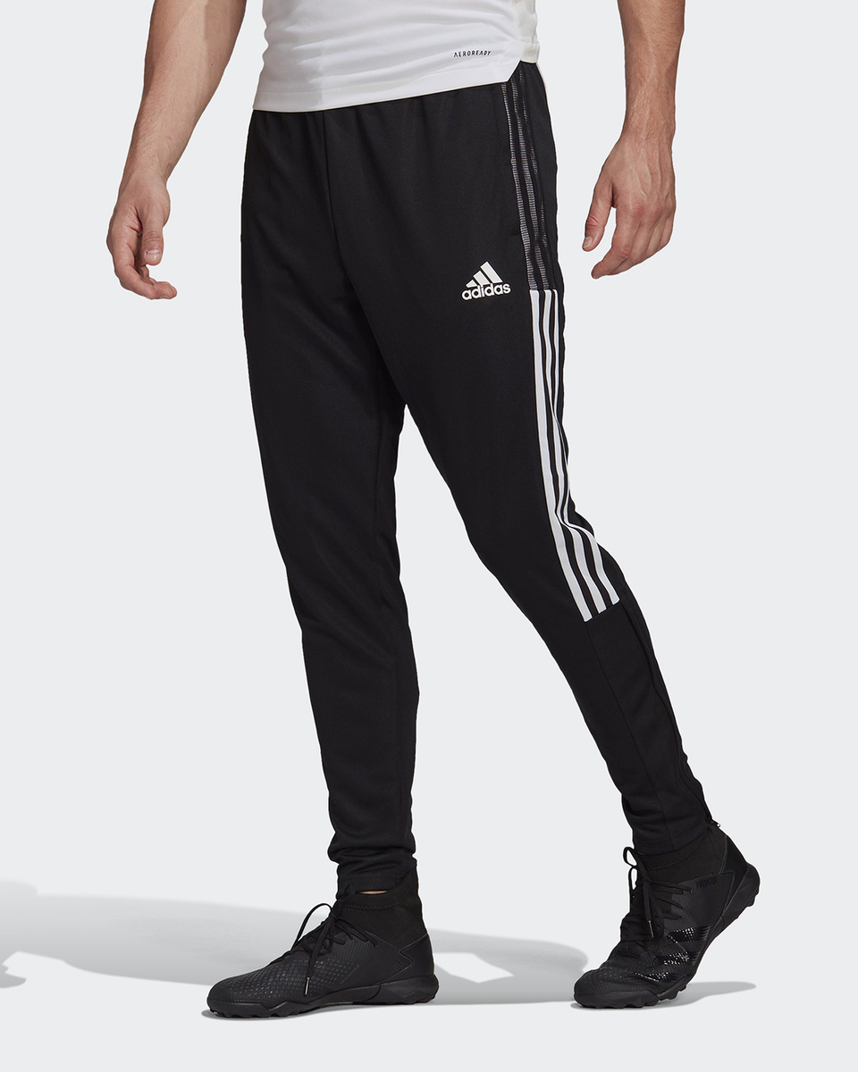 adidas tiro 1