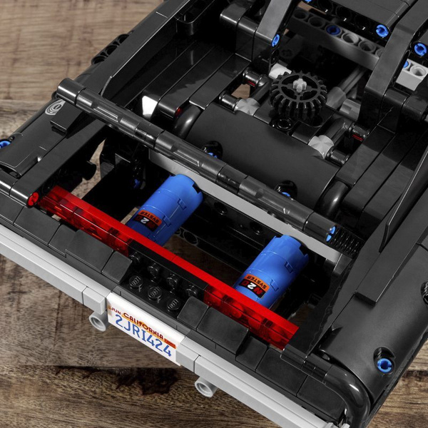 Конструктор LEGO Technic Доминика Торетто 42111 - купить с доставкой по ...