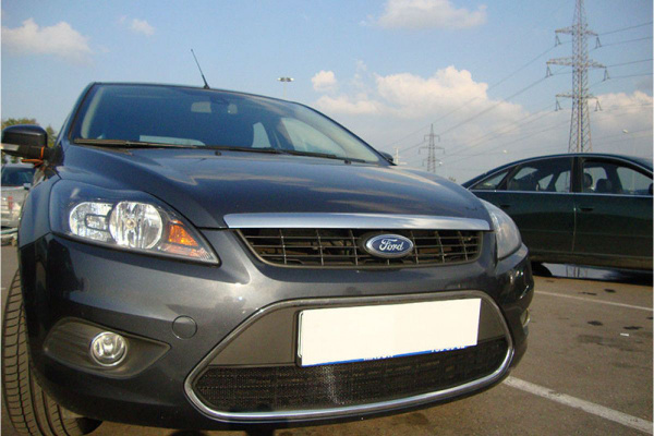 Защита радиатора черная Ford Focus 2 (2007-2011) рестайлинг / съемная ...