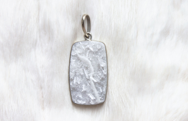 Подвеска с горным хрусталем прямоугольная кристалл - купить с доставкой ...