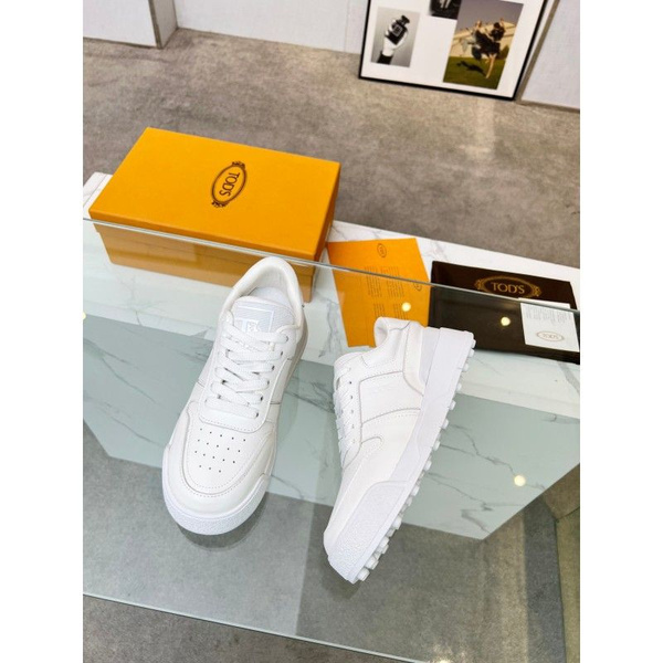 Кроссовки Tods - купить с доставкой по выгодным ценам в интернет ...