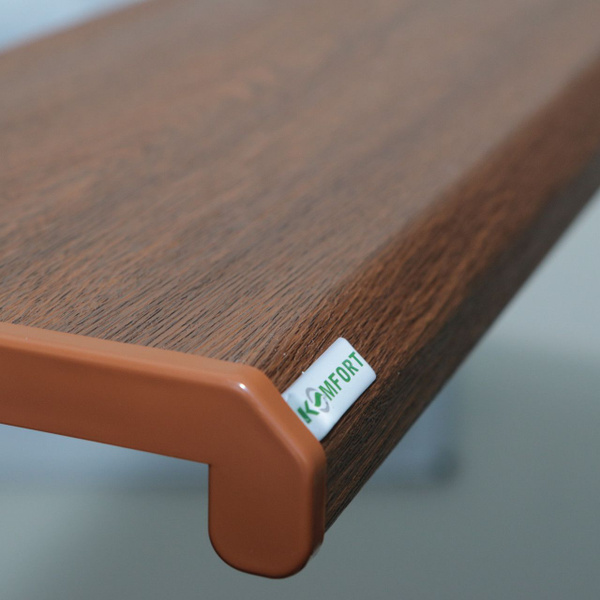 Подоконник ПВХ Danke Komfort Орех матовый 450х1800 + заглушки в ...