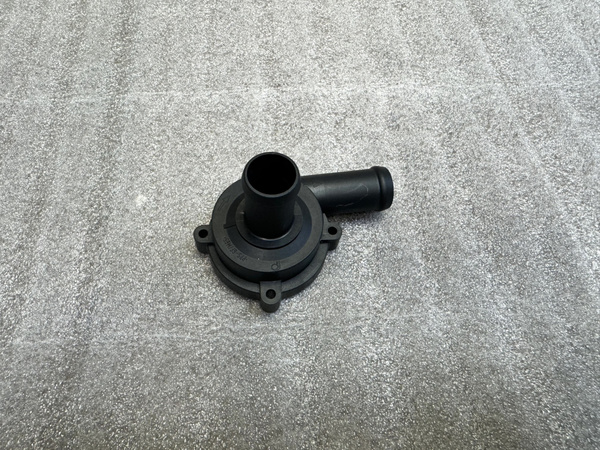 Крышка помпы для Webasto - арт. Крышк,помп,90,18мм - купить по выгодной ...