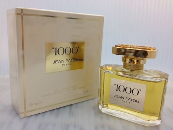 Тысяча духов. Туалетная вода Jean Patou 1000. Jean Patou 1000 духи 7,5мл. Духи Jean Patou Divine folie. Духи 1000 мл.