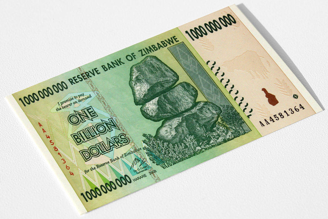 1 млрд зимбабвийских долларов. 1 Триллион зимбабвийских долларов. 1000000000 Зимбабвийских долларов. 1 Миллиард купюра. Бумажка в 1000000000 долларов.