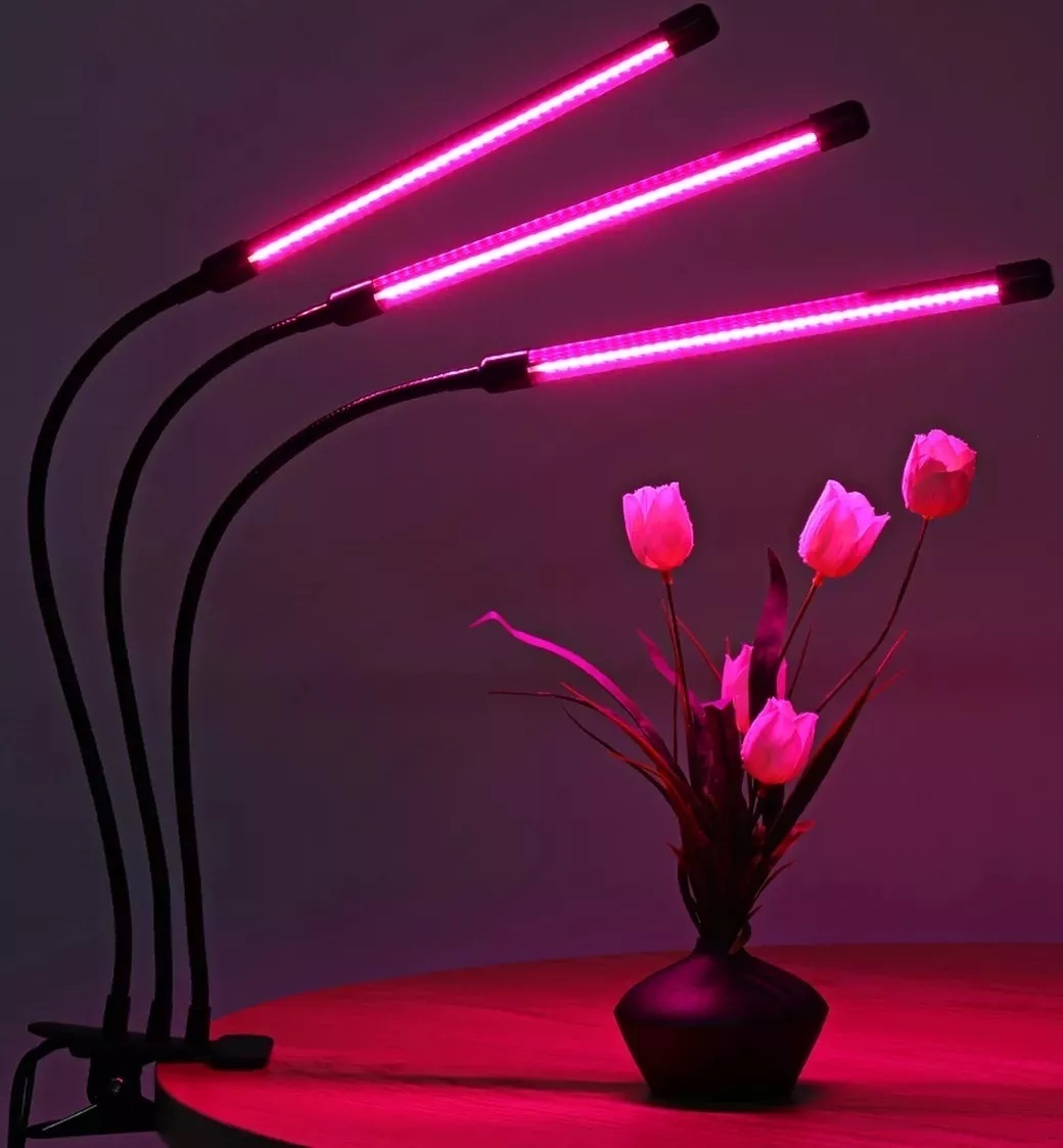 Розовый свет фитолампа. Фитолампа для растений на прищепке 3 led Garden Light. Фитолампа 3 головы. Фитолампа 3 отвода. Розовая лампа для растений.