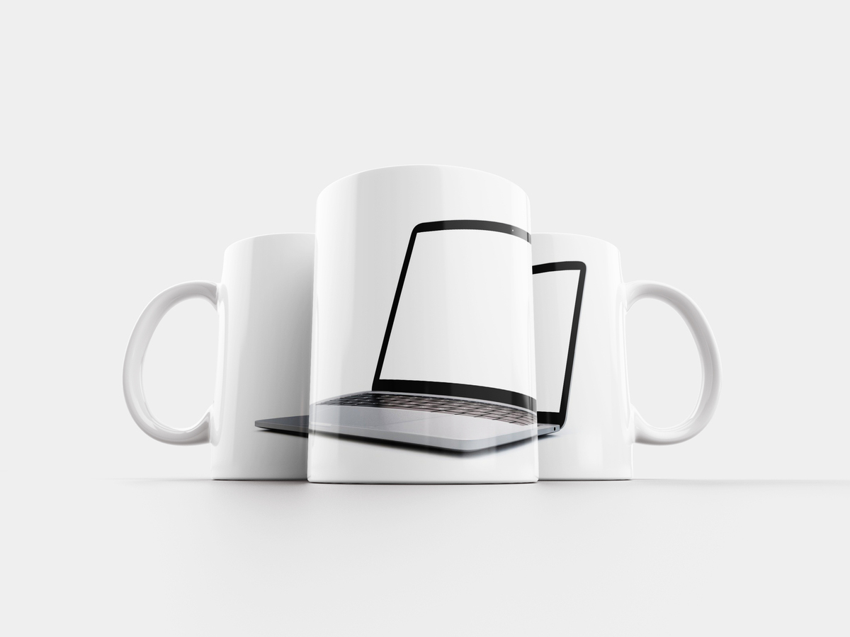 кружка из игры компьютерной. подставка для кружки на компьютерный стол. кружки октоберфест. кружка "орел". Mobile в кружке.