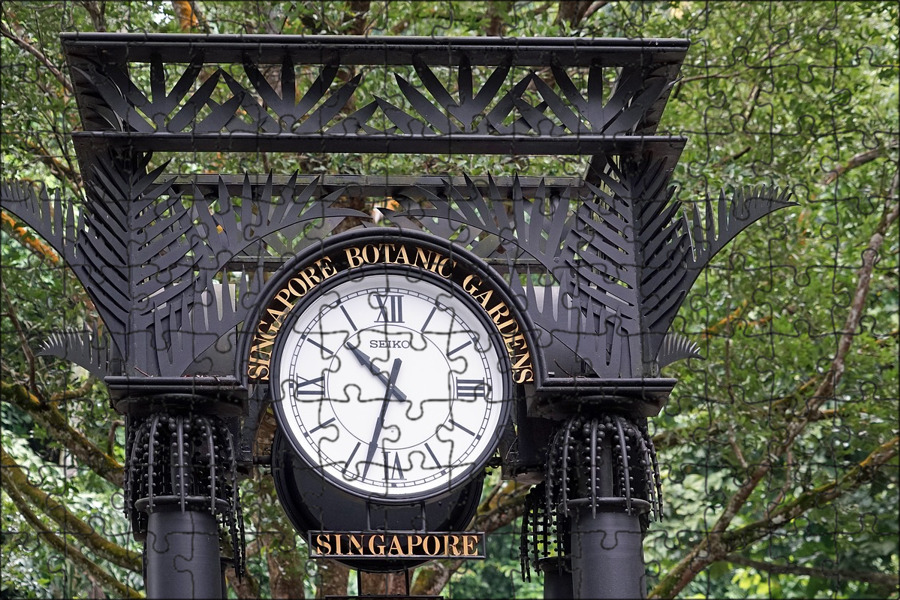 Уличные часы в парке. Часы уличные для дачи. Парк ривьера сочи. Старинные уличные часы. Уличные часы в парке.