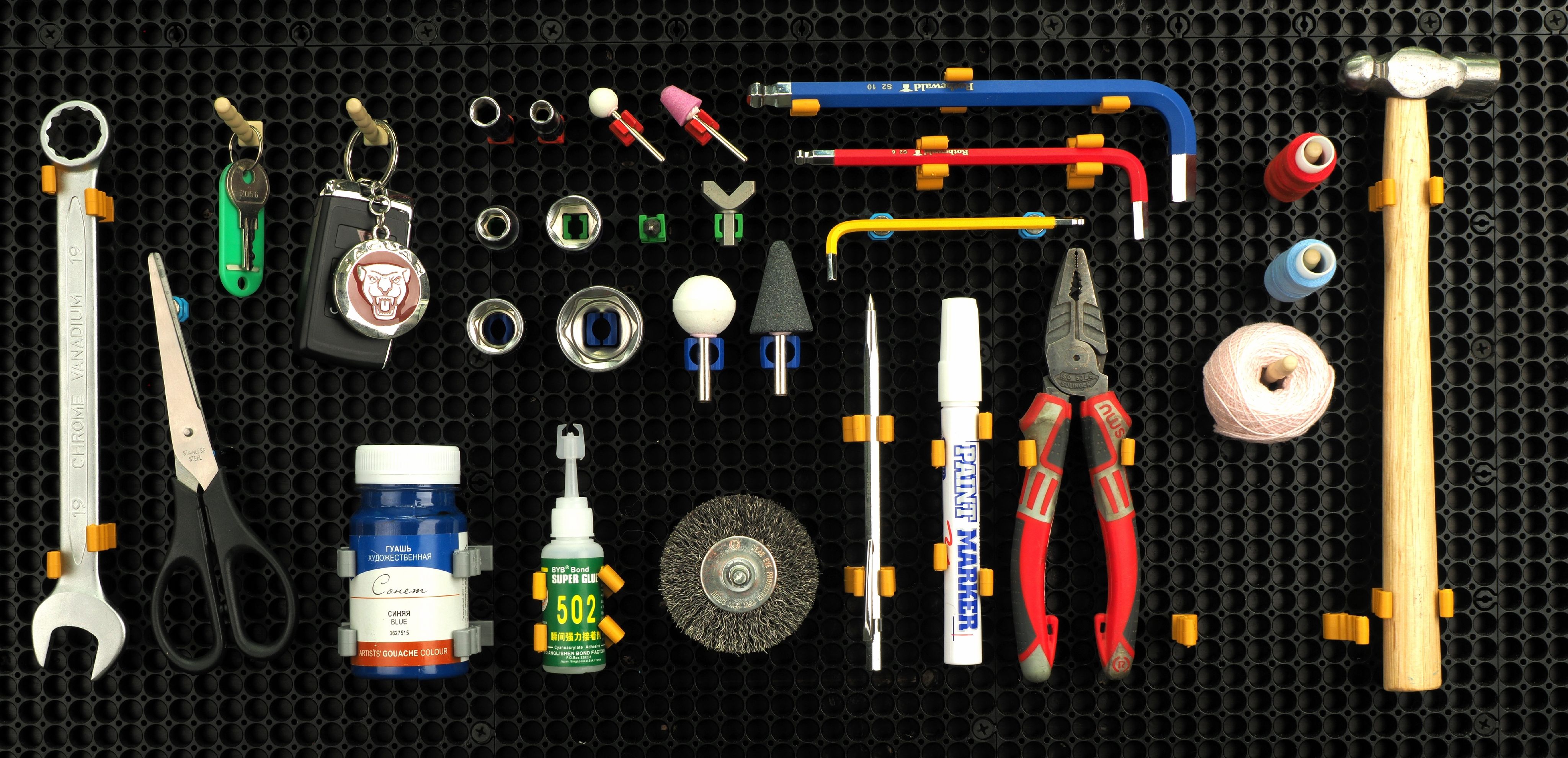 набор инструментов в чемодане. набор инструментов master 4081105. набор инструмента 2216б слесаря - монтажника. набор инструментов tool set. набор инструментов мсб 219.