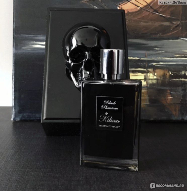 Black phantom. Парфюм Kilian Black Phantom. Килиан Парфюм мужской Блэк Фантом. Духи Килиан черный призрак. Черный Фантом Киллиан.