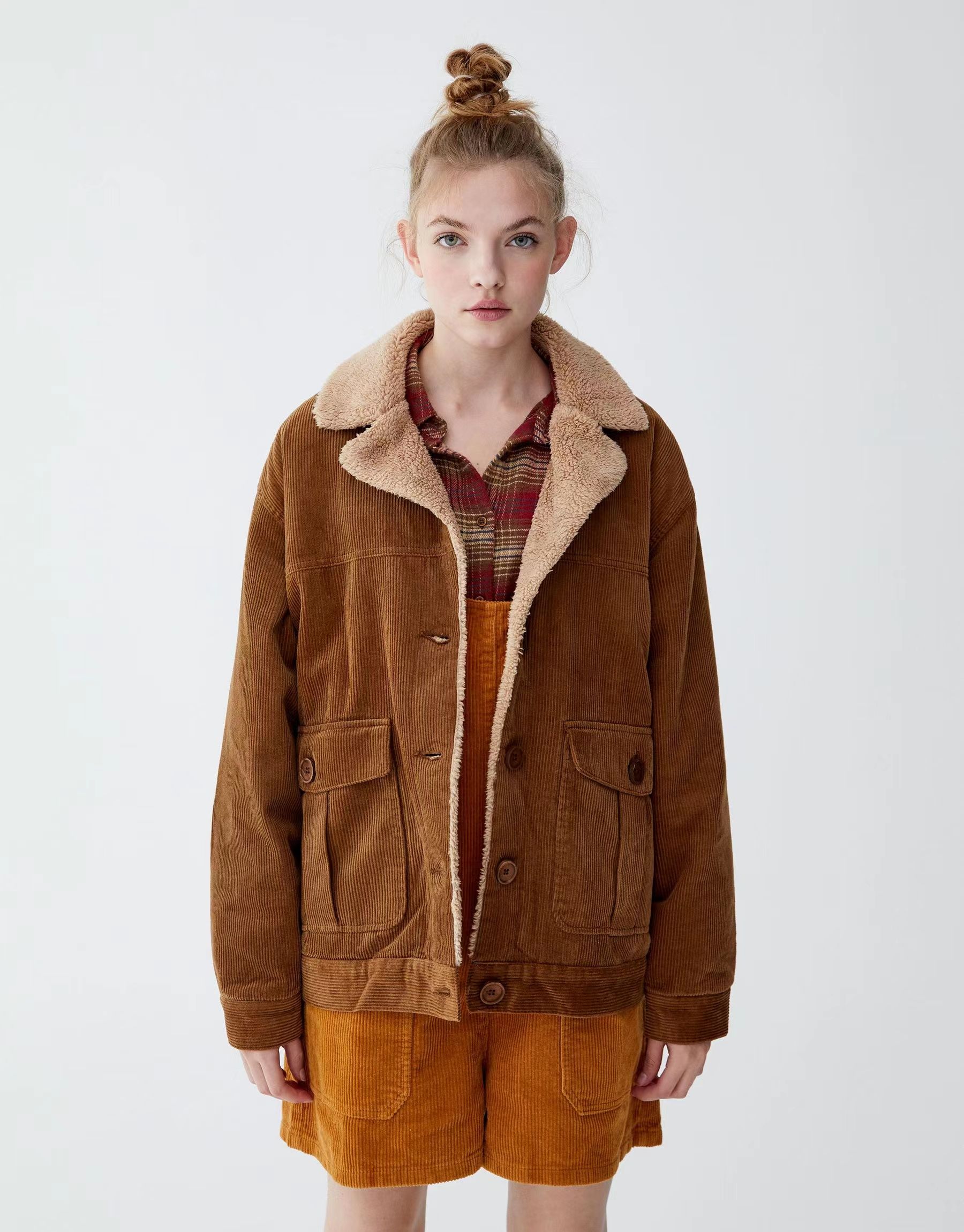 Куртки pull and bear