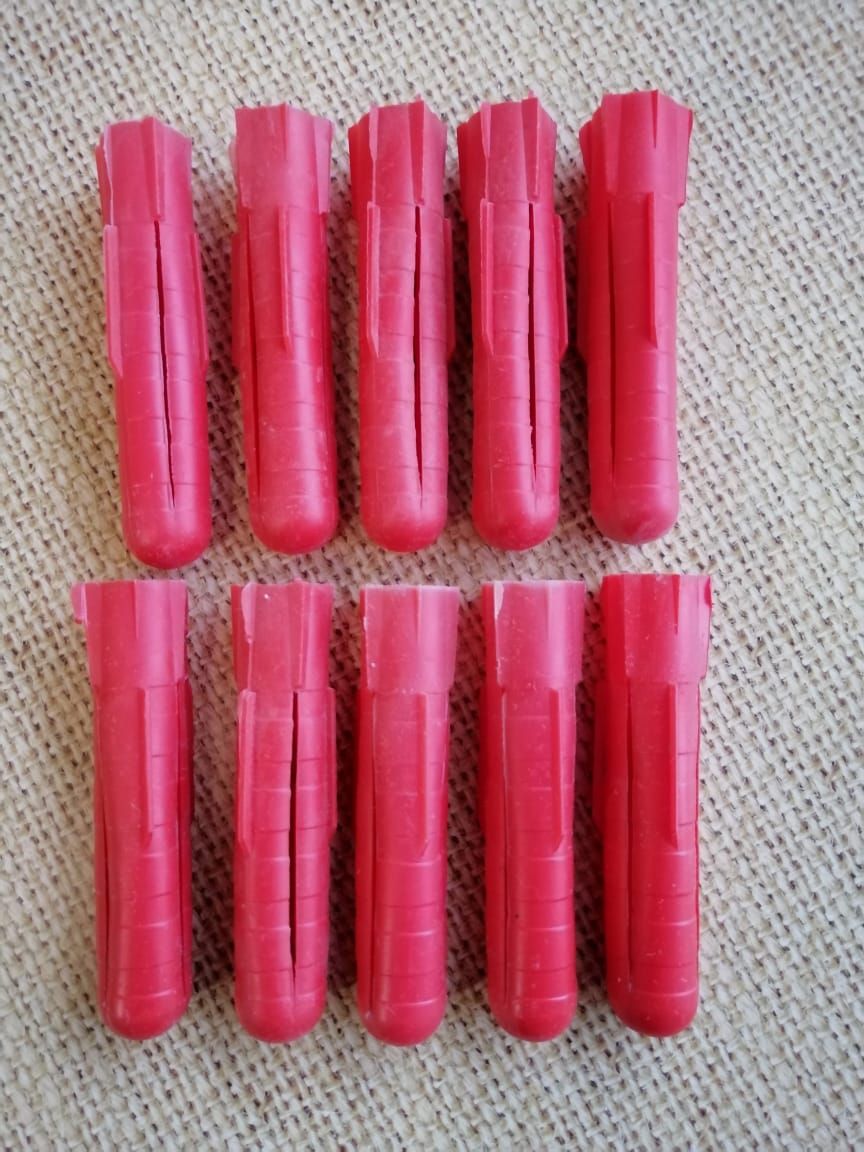 дюбеля 20 мм