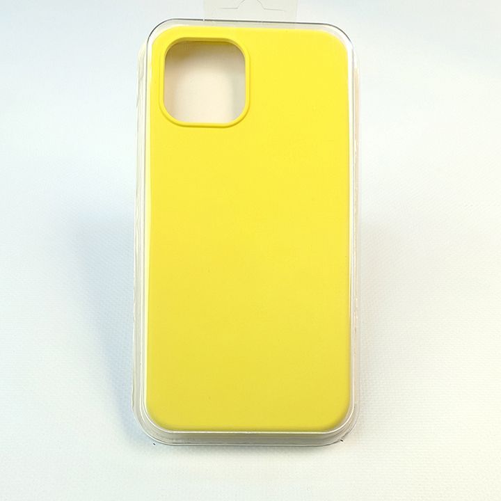 Yellow pro. Iphone 12 Pro желтый чехол Silicone Case. Iphone 12 Pro Max желтый. Silicone Case 12 Pro Max. Iphone 12 Pro Max Silicone Case Sunflower.