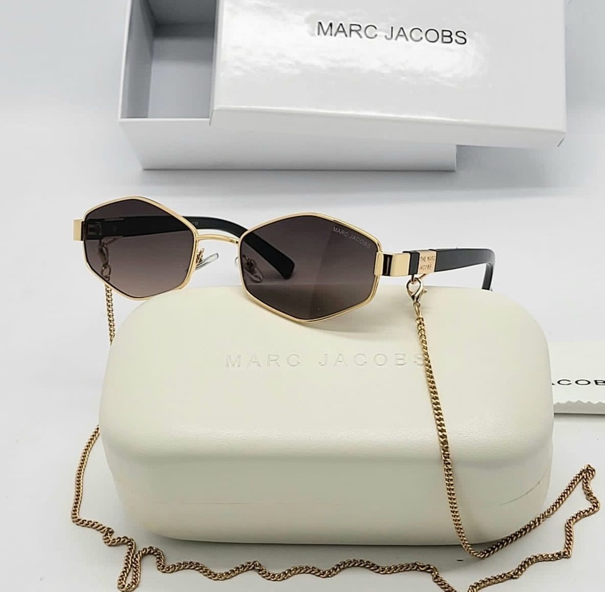 Очки Marc Jacobs купить на OZON по низкой цене