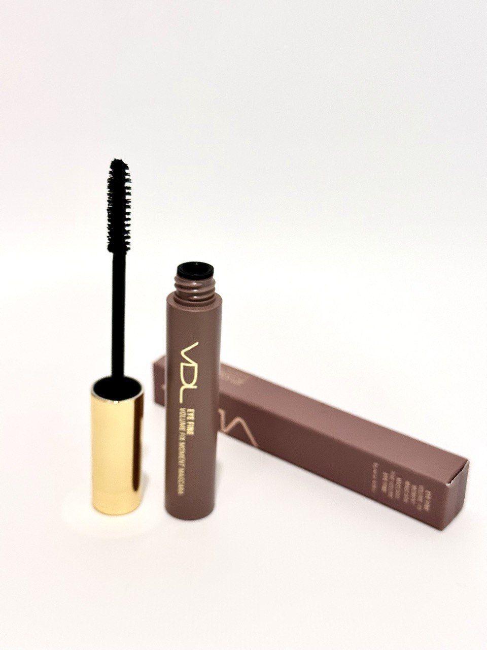 Тушь этюд хаус волюм. Тушь для ресниц объемная и фиксирующая magnetic volume белор. Тушь для ресниц magnetic volume объемная и фиксирующая. Belordesign тушь для ресниц. Curl fix etude тушь для ресниц.