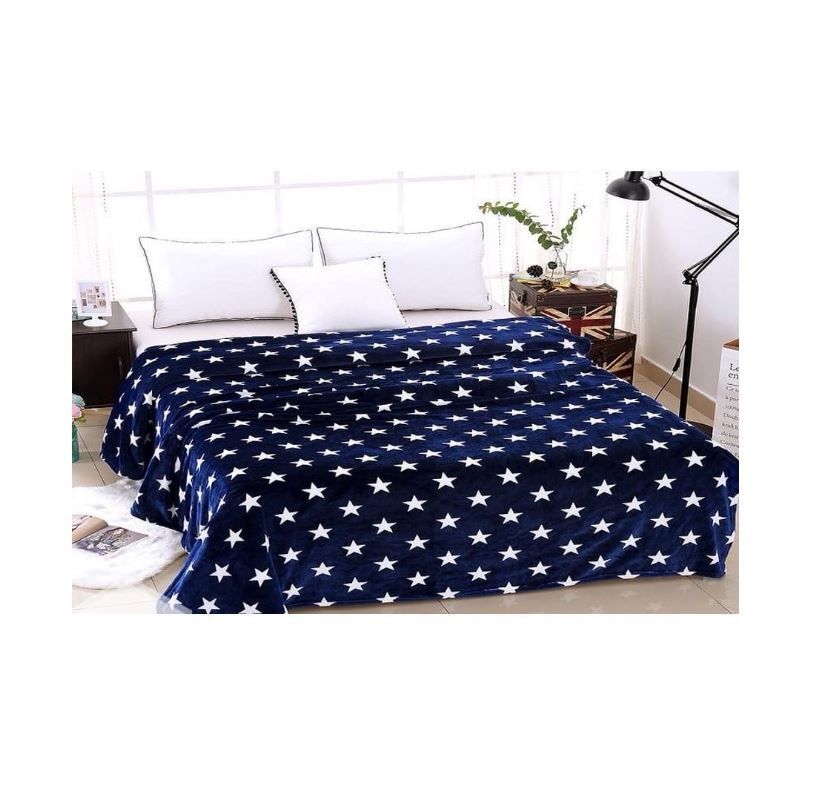 Стеганые покрывала на кровать. Плед 2023. Валдбериес плед. Валдбериес плед. Бежевый плед на кровать.