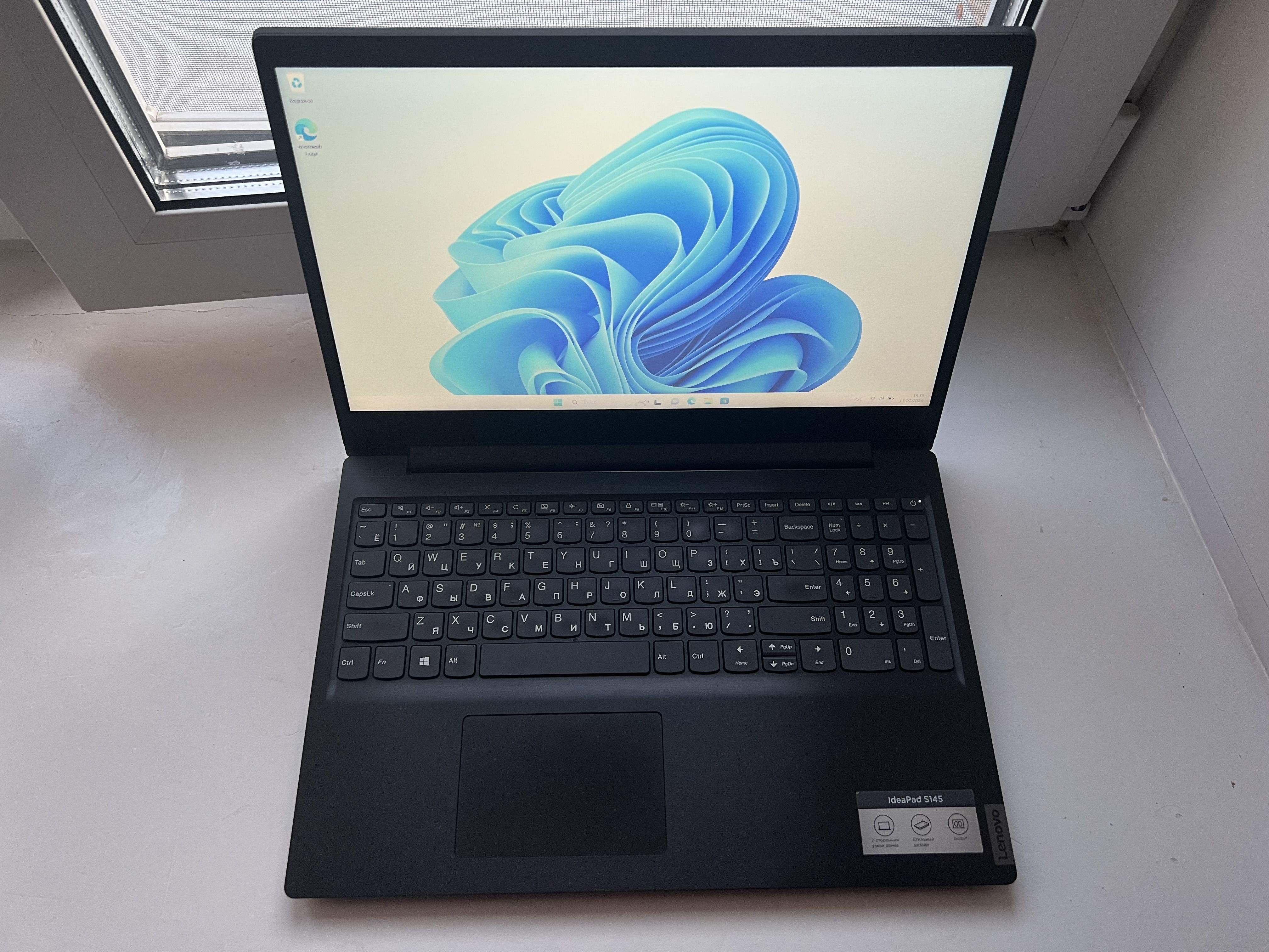Lenovo IDEAPAD s145-15api. Lenovo IDEAPAD 145 15api.