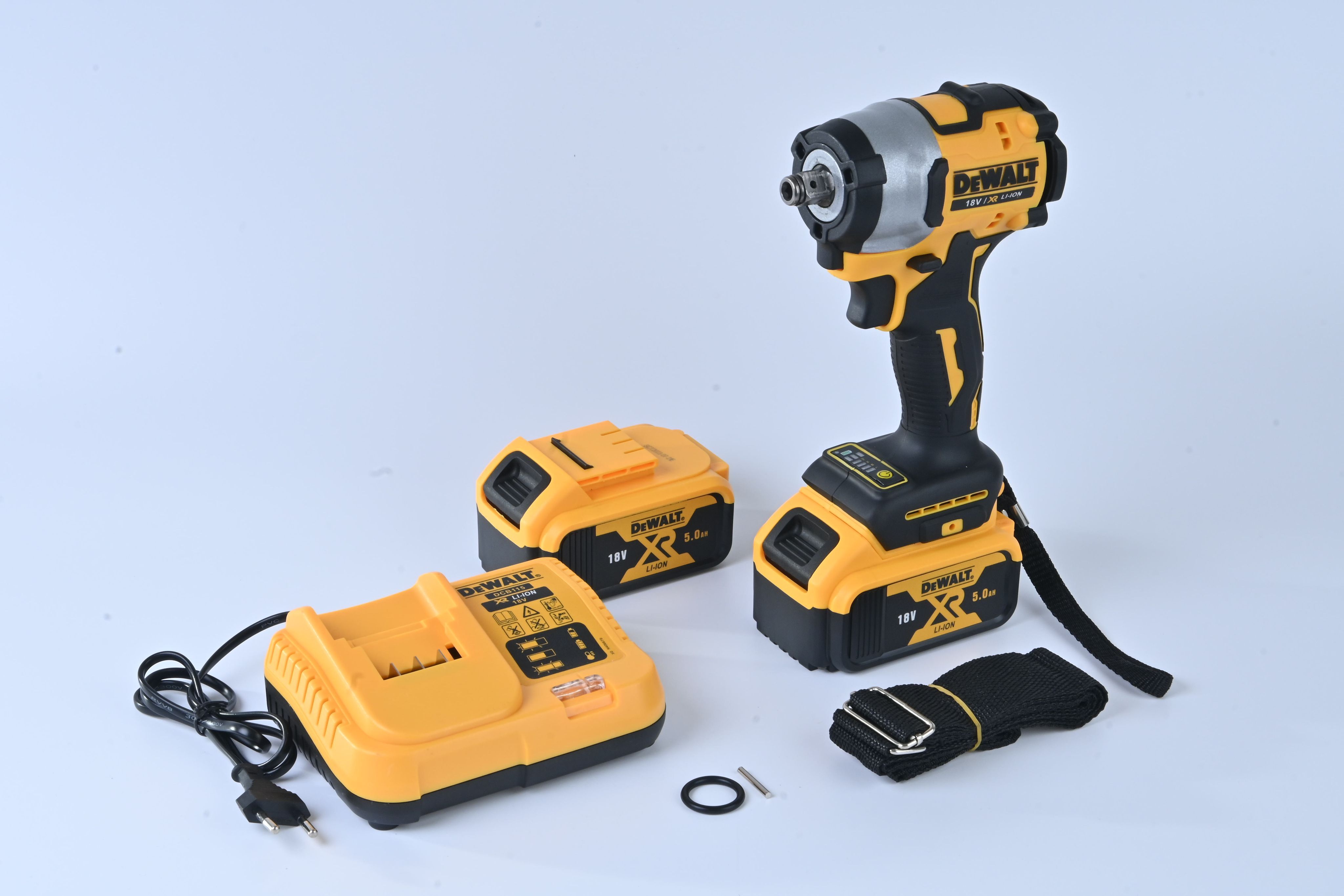 Гайковерт ударный аккумуляторный бесщёточный DeWALT DCF921P2T 18В