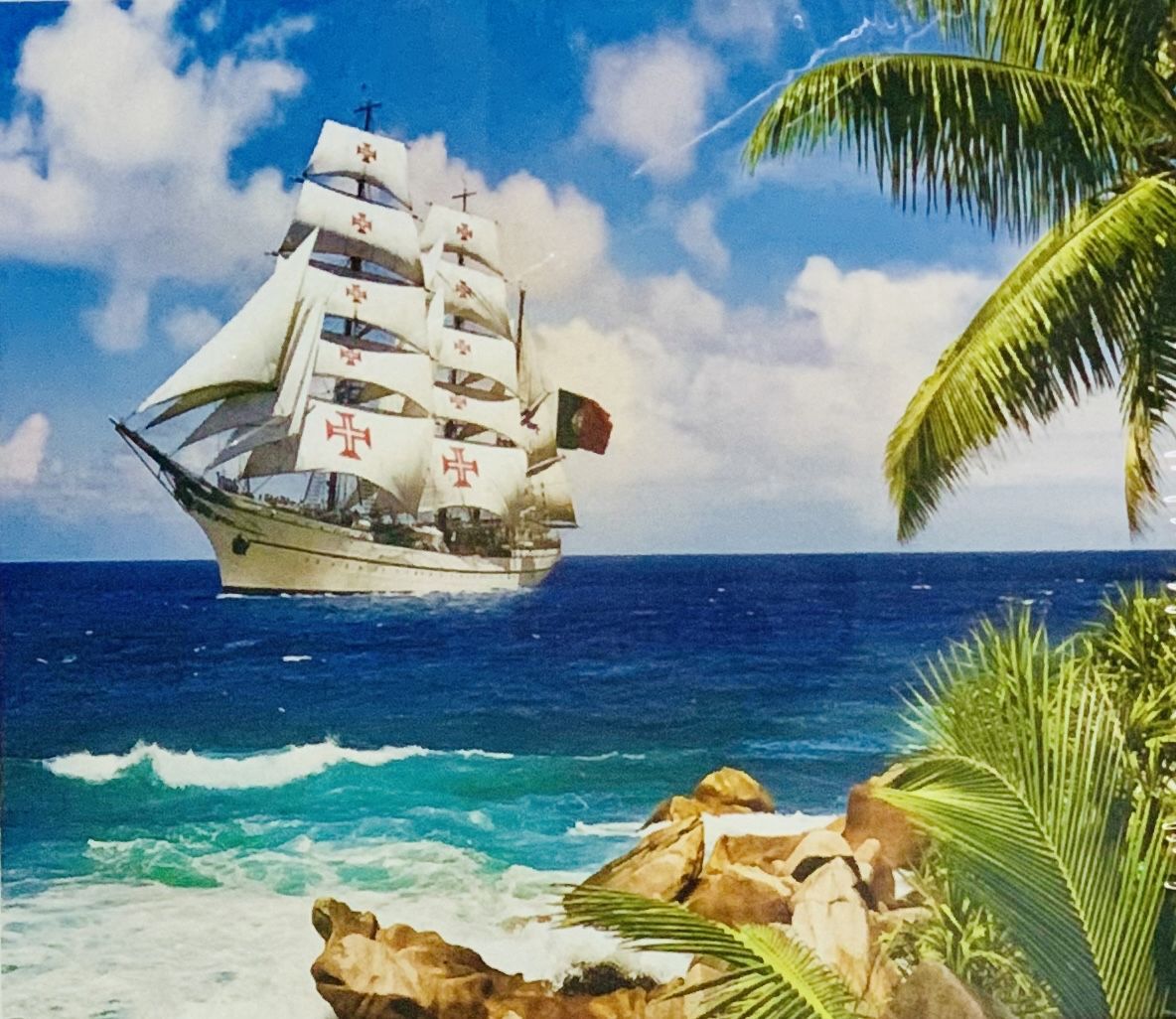 море пальмы корабли