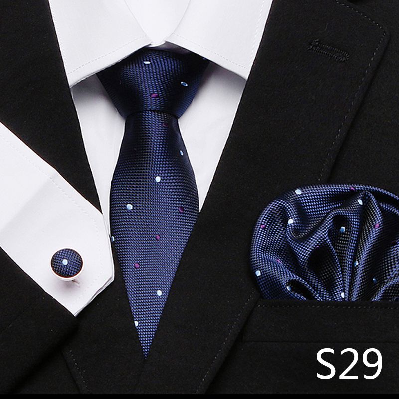 Синий мужской галстук