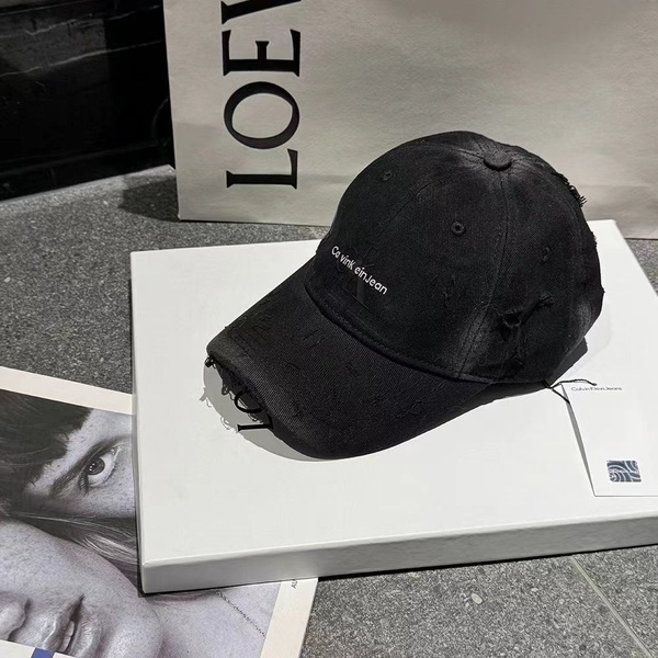 Бейсболка Calvin Klein Jeans - купить с доставкой по выгодным ценам в ...