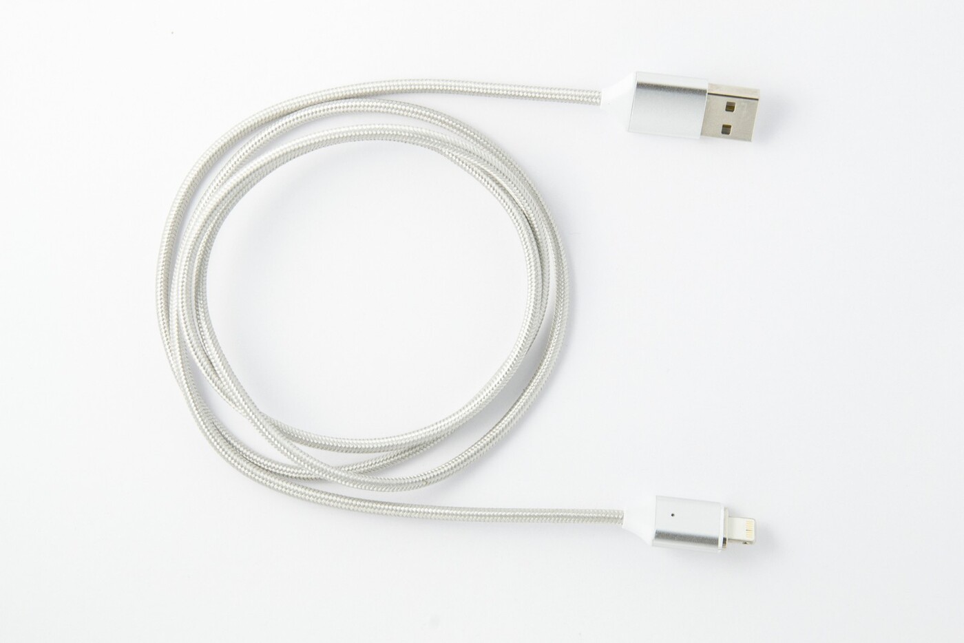 Кабель apple lightning usb 1 м. Deppa Дата-кабель 3 в 1: Micro USB, USB-C, Lightning, магнитный,. Rr341-t. Кабель USB <--> Lightning 1.0м Noname магнитный серебряный круглый. Runway rr341t кабель усиленный в нейлоновой оплетке Type c 1 м белый rr341t.