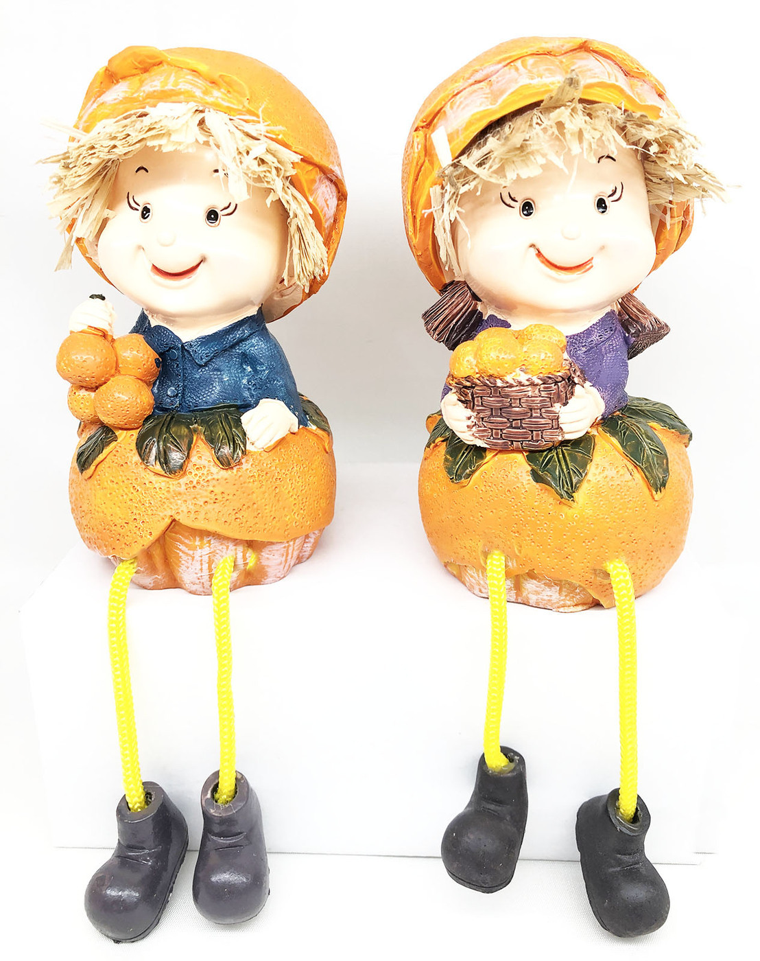 Декоративные фигурки с висячими ножками. Фигурки с висячими ножками. Фигурки с висящими ножками. Фигурки с висячими ножками для кухни. Сувениры с висячими ножками.