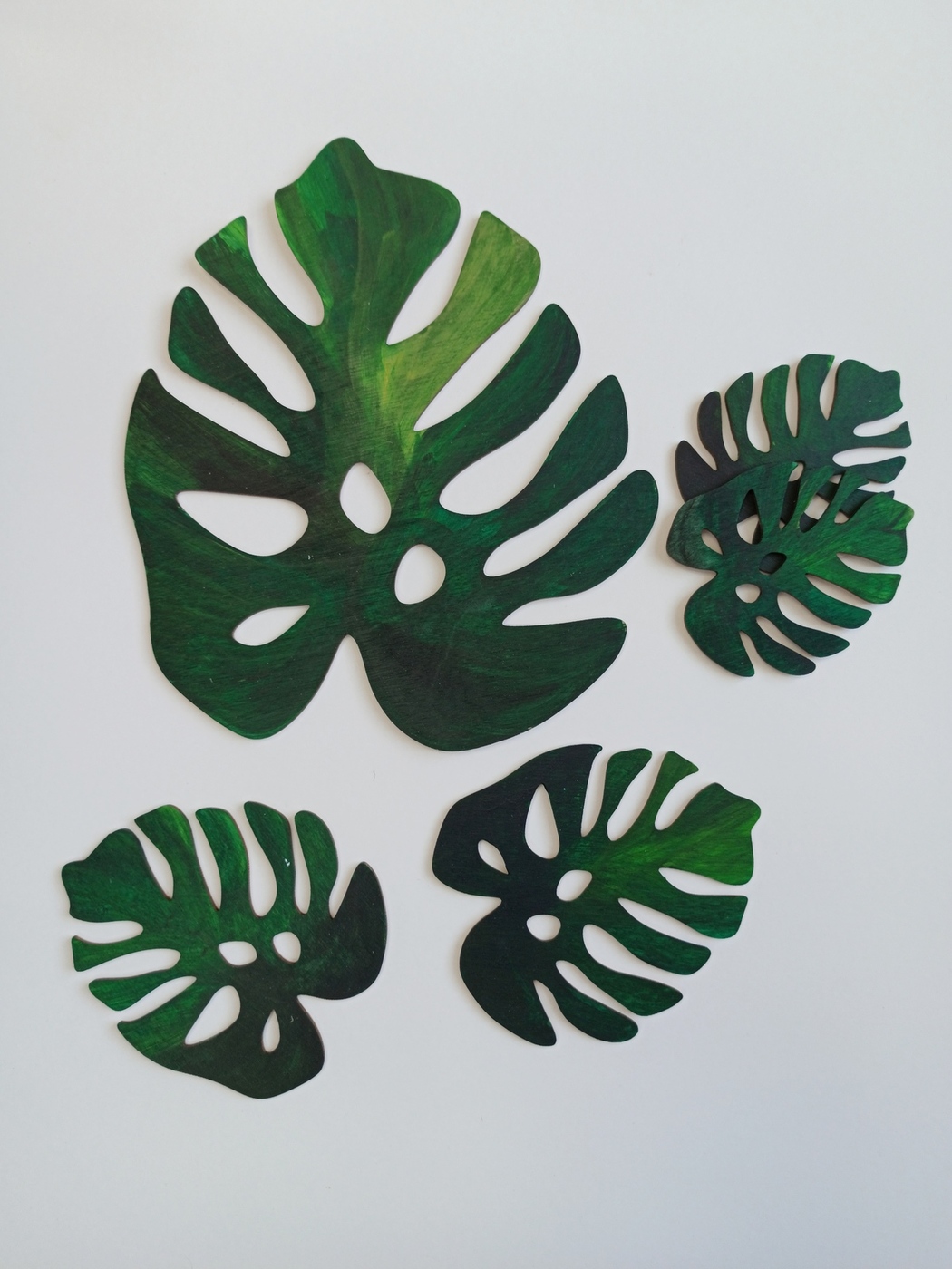 Лист монстеры размер. Лист монстеры из дерева. Листья монстеры для аппликации. Фанера заготовка лист монстеры. Лист монстеры из фанеры