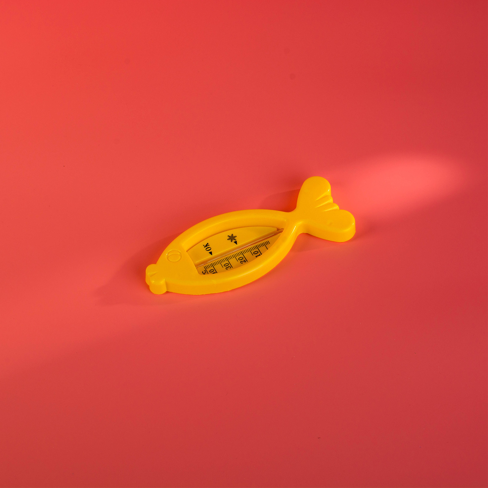 Вода крошка балалайка. Вода крошка балалайка. Русский нар. 23 июня праздник день балалайки. Балалайка расписная.