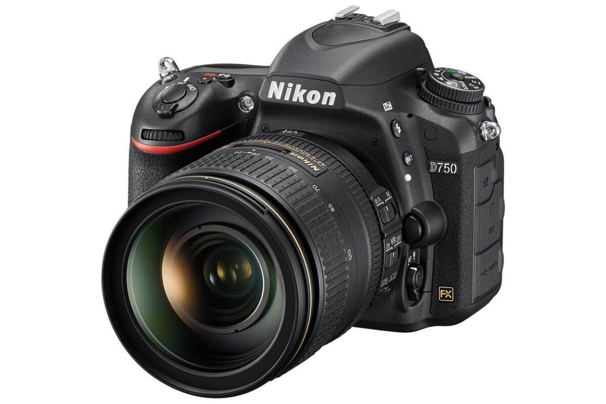 фотоаппарат Nikon D750 Kit 18-105mm