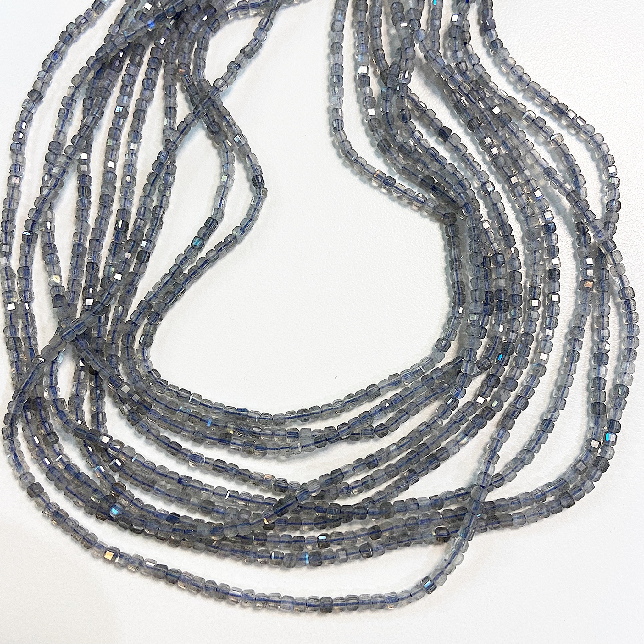 Нить вощеная галакес 145. Нить galaces. Нити 39. Нитка маккей вощеная. Нити 39.