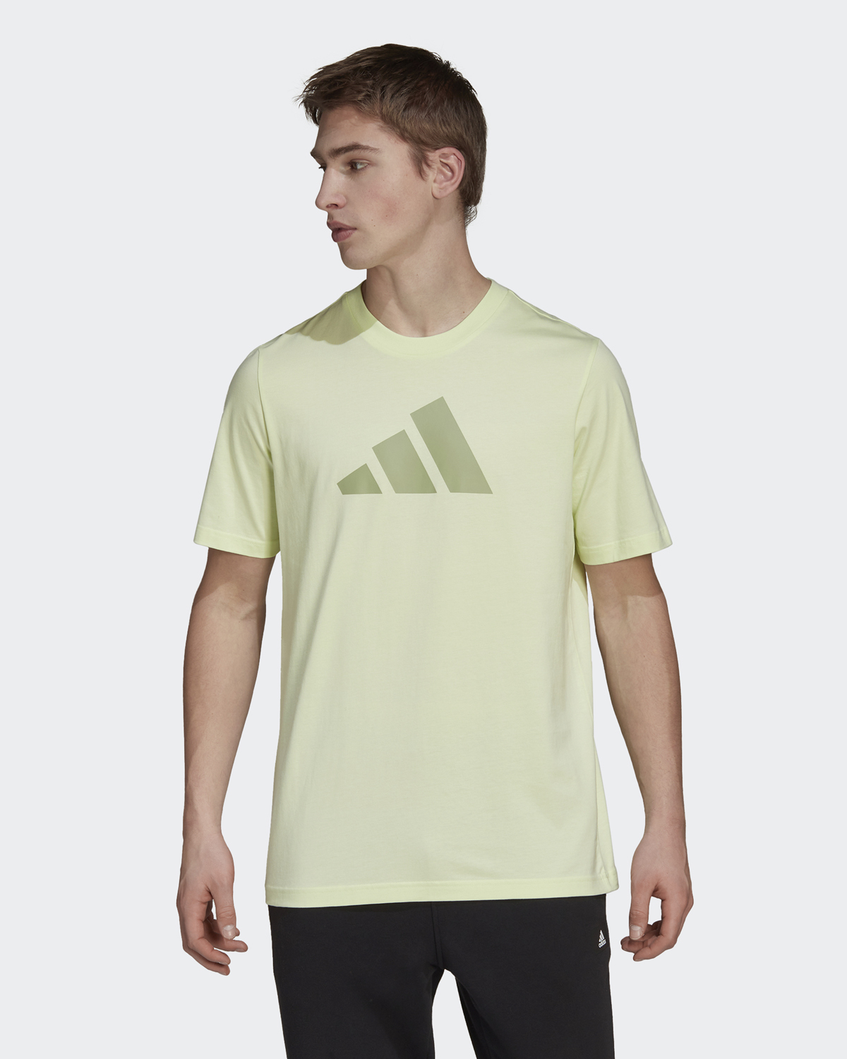 Футболка future. Adidas m Fi 3bar Tee. Футболка Fi 3bar Tee adidas. Adidas Tee hf7475 футболка. Adidas Future icons зеленая.
