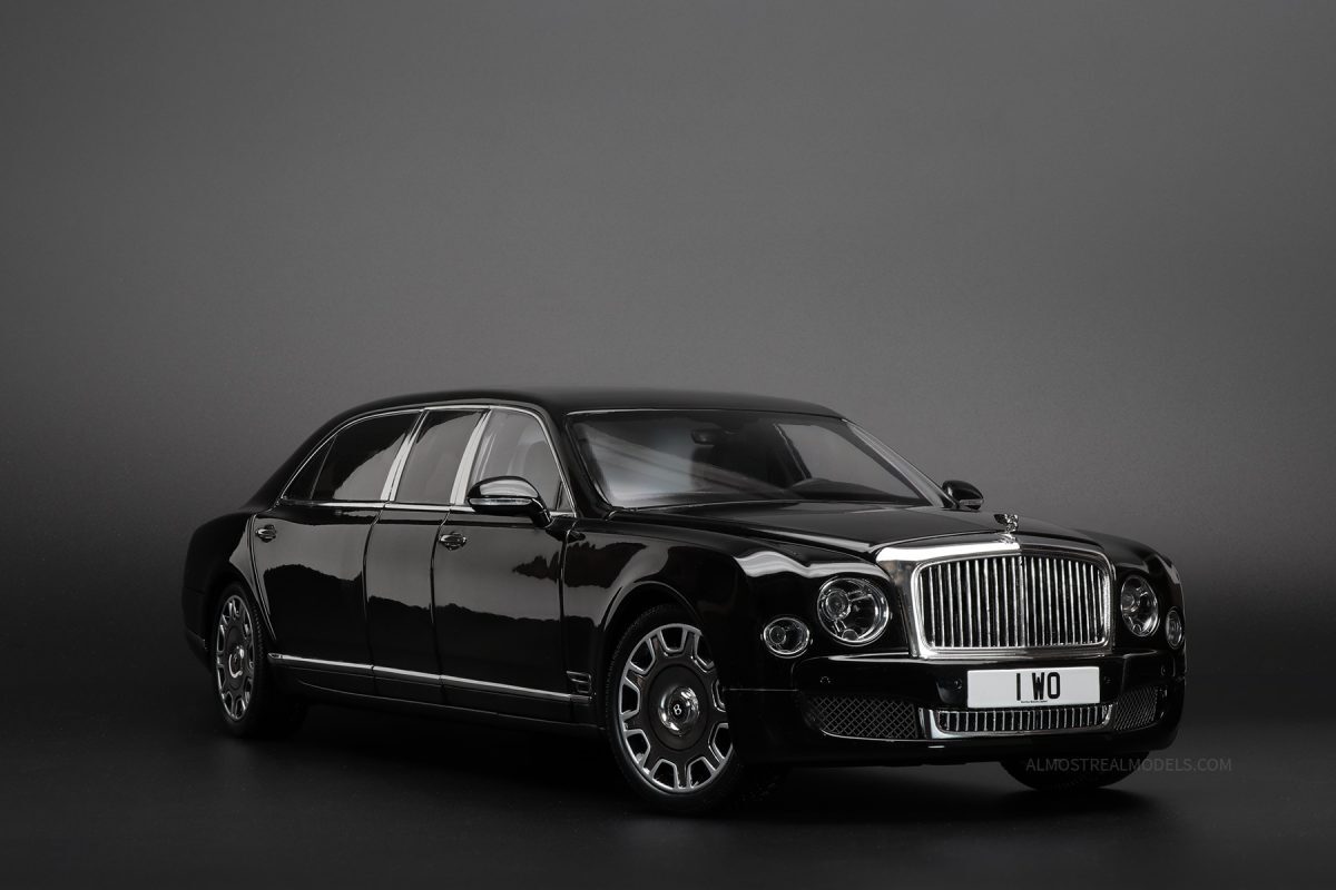 Бентли лимузин. Bentley Mulsanne Limousine by Mulliner. Bentley Mulliner Limousine. Bentley Mulsanne Limousine. Лимузин Bentley Mulsanne Grand,.