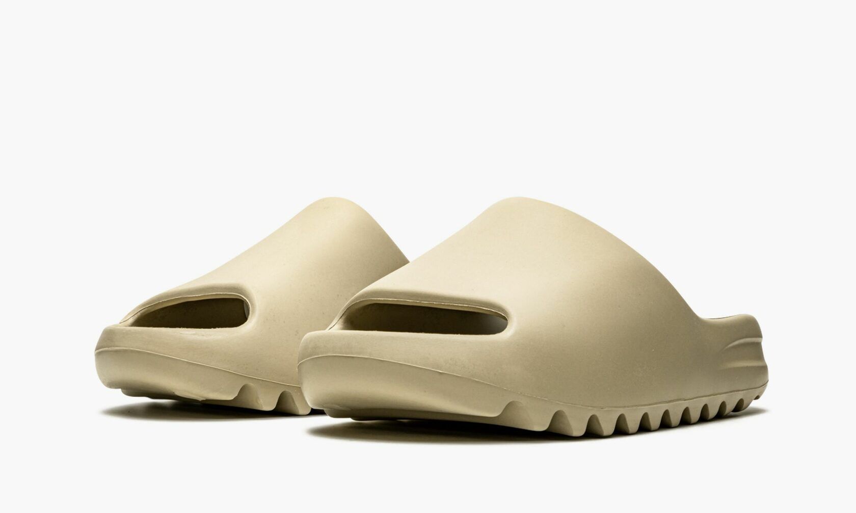 Шлепки adidas Yeezy Slide