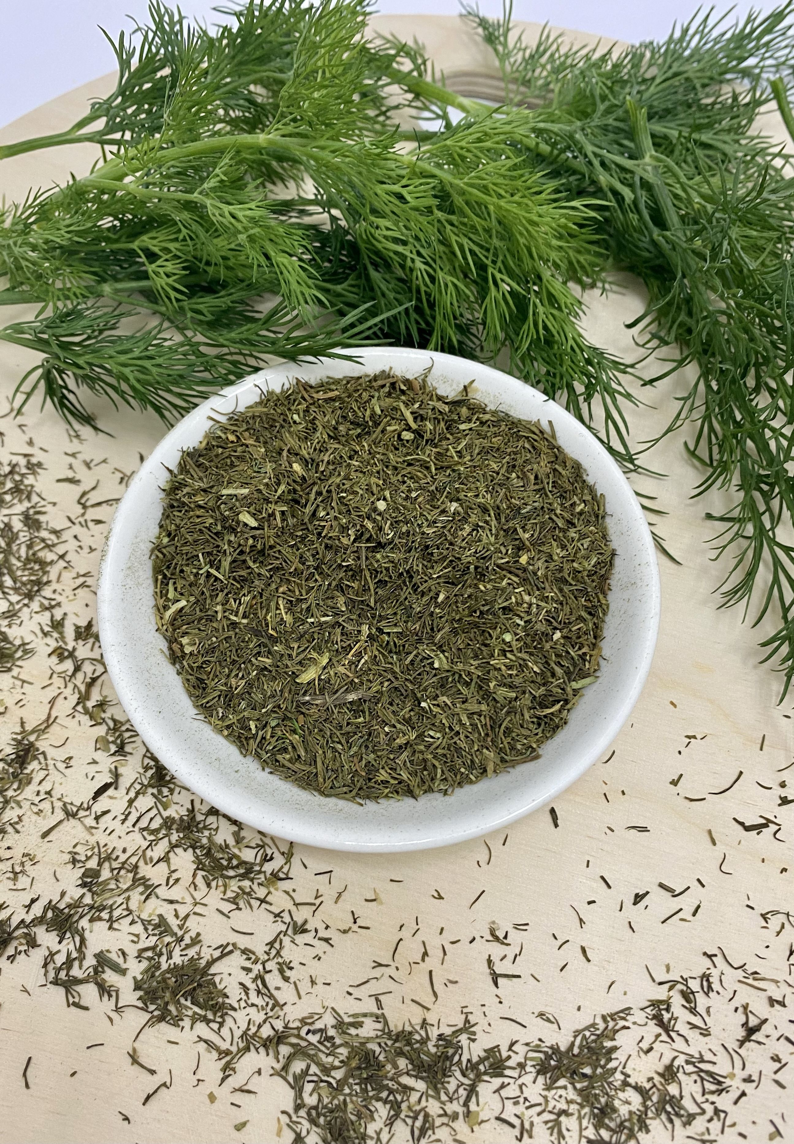 Укроп зеленый сушеный. Сухой укроп. Сухой укроп. Сухой укроп. Укроп зеленый сушеный.