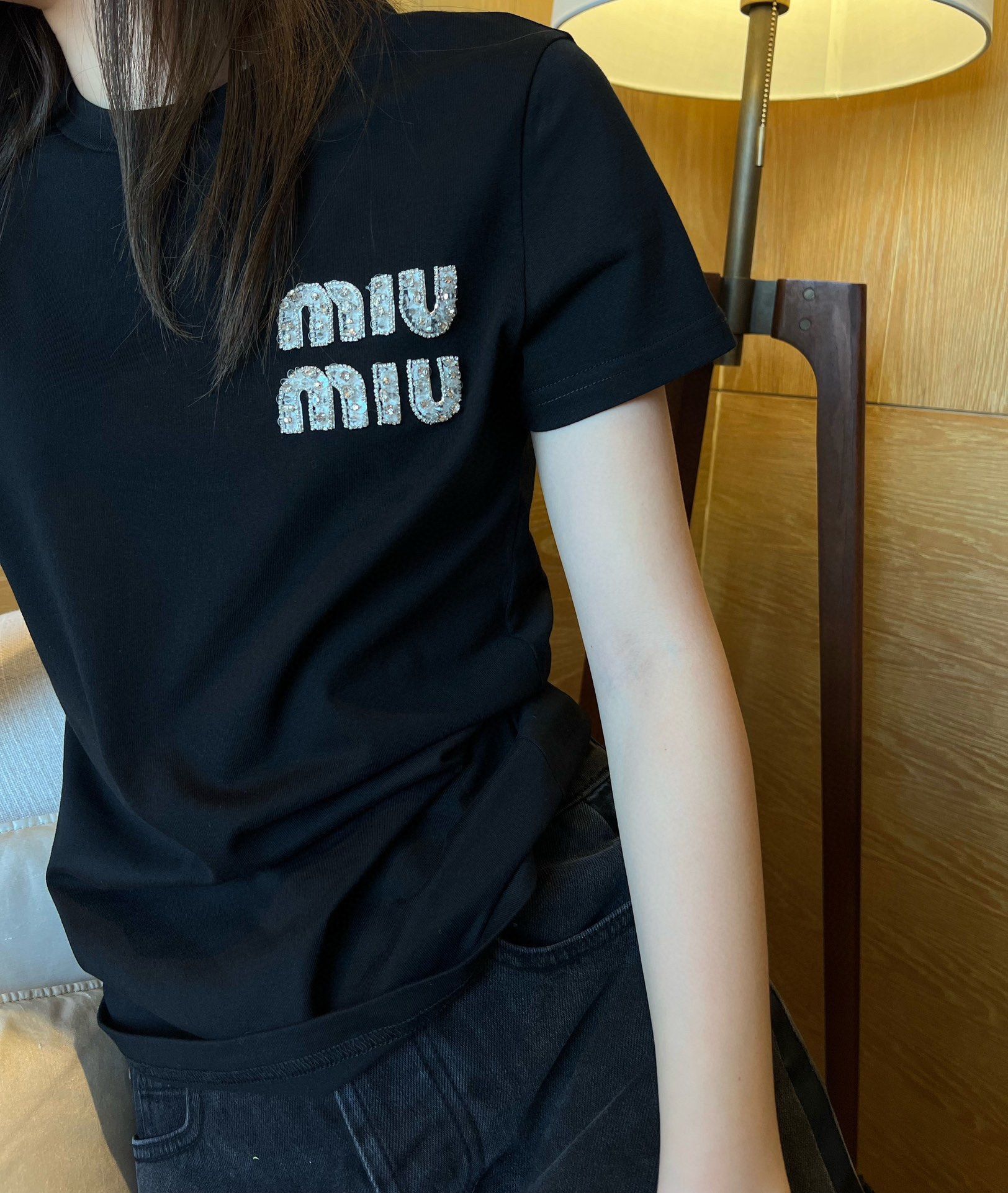 Майка miu miu. Футболка Миу. Майки Миу Миу. Майка Miu Miu белая.