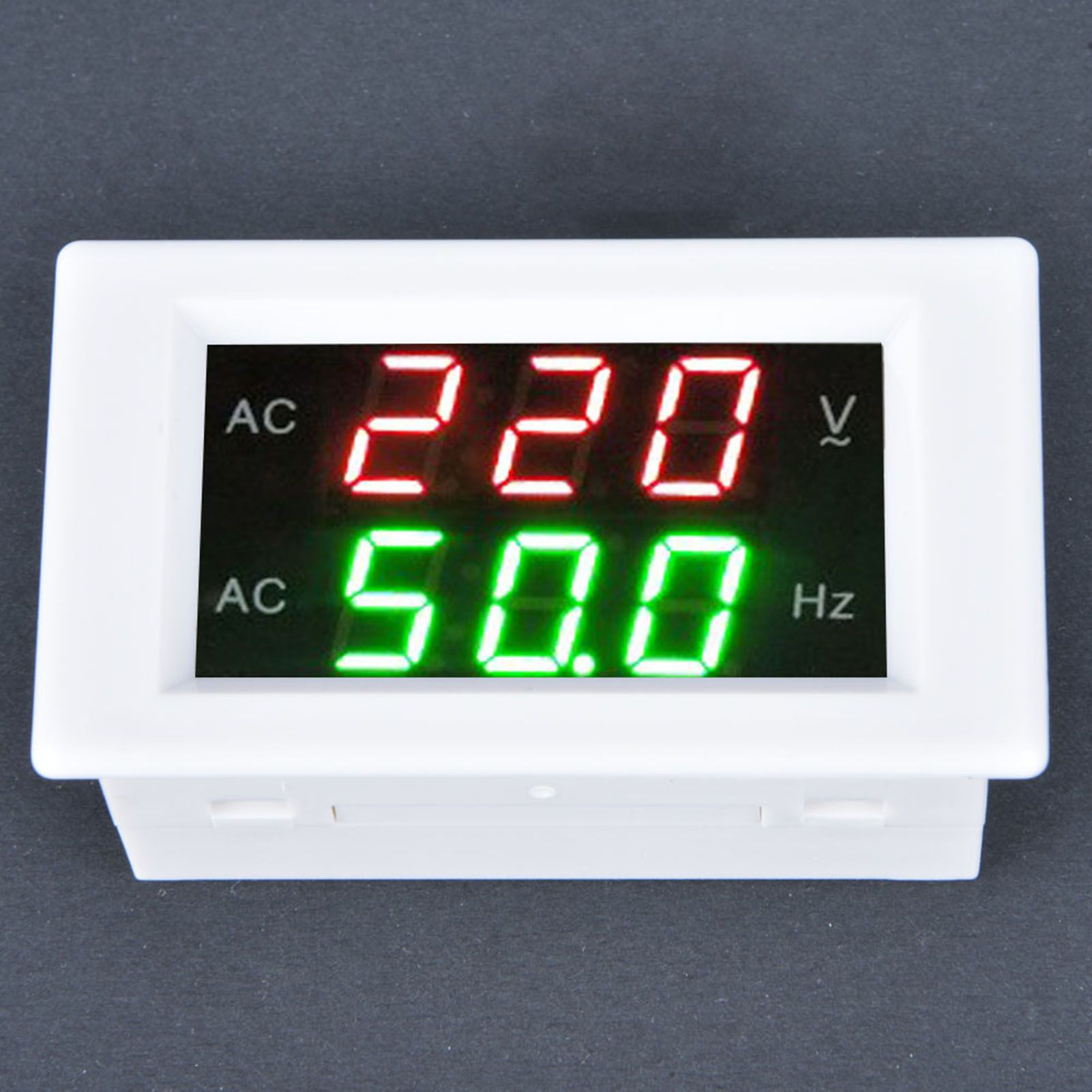 Digital AC Voltmeter.