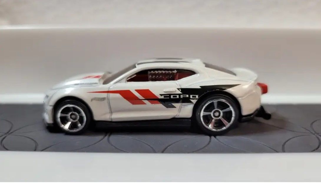 18 copo camaro hot wheels online