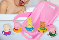 Игрушки для ванной / для купания / пеппа / игрушки в ванну для малышей . Спонсорские товары