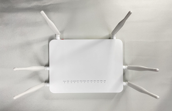 сетевой шлюз ZXHN F680 V6.0 GPON Onu Dualband 2.4g/5g Wifi - купить с ...