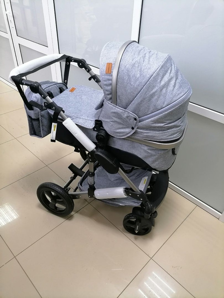 Детская коляска трансформер 2 в 1 Luxmom 555 - купить с доставкой по ...