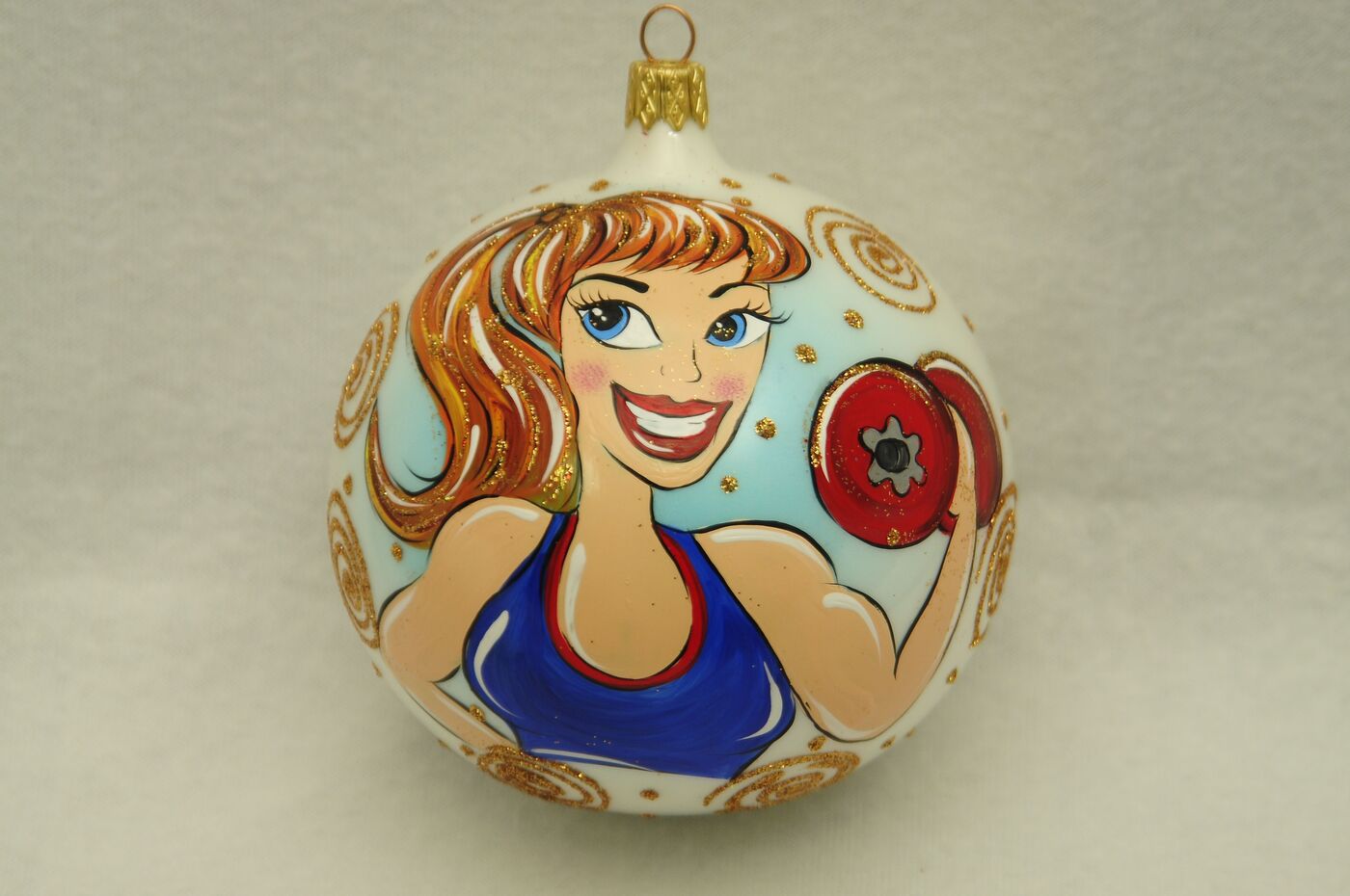 Умница спортсменка. Притцсказувуйший шар Озон.