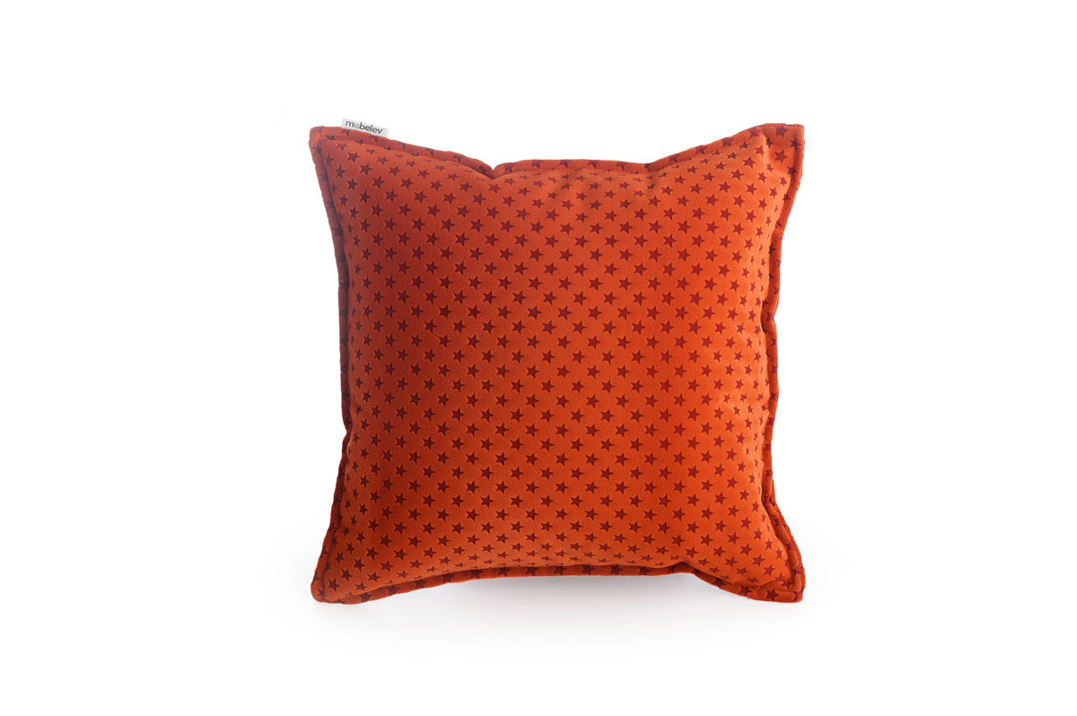 Красная квадратная подушка. Красная декоративная подушка 40*40. Подушка микрофайбер. Подушки красного цвета. Подушка красный бархат.