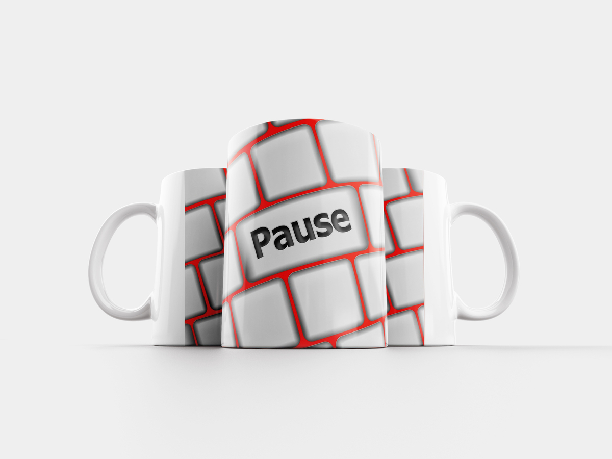 Pause print. Пауза Кружка. Кружка Pause. Керамическая Кружка Pause. Пауза.