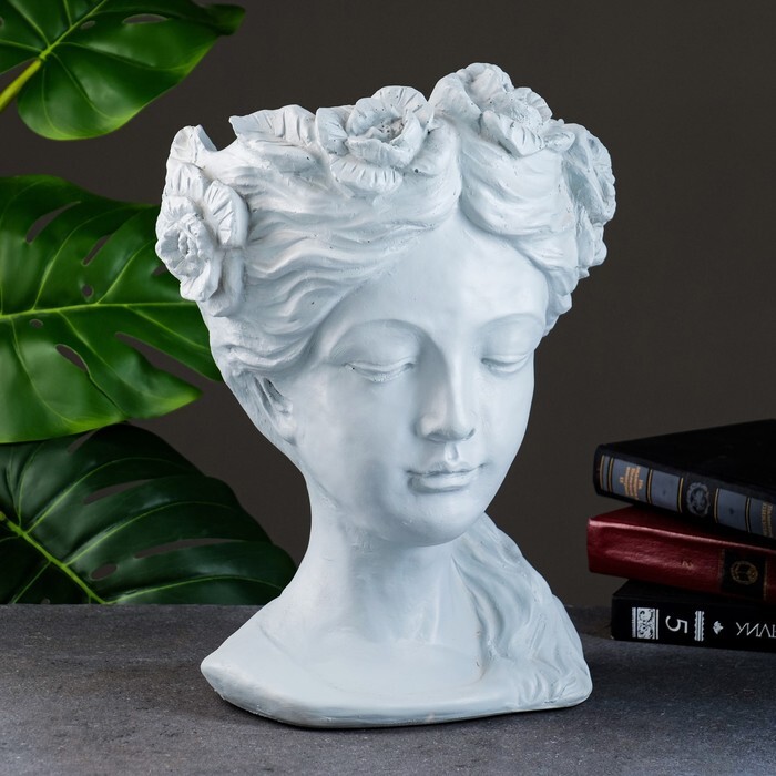 Кашпо девочка с цветами. Ваза девушка в венке. Ваза голова девушки. Ваза с танцующими. Ваза анабель.