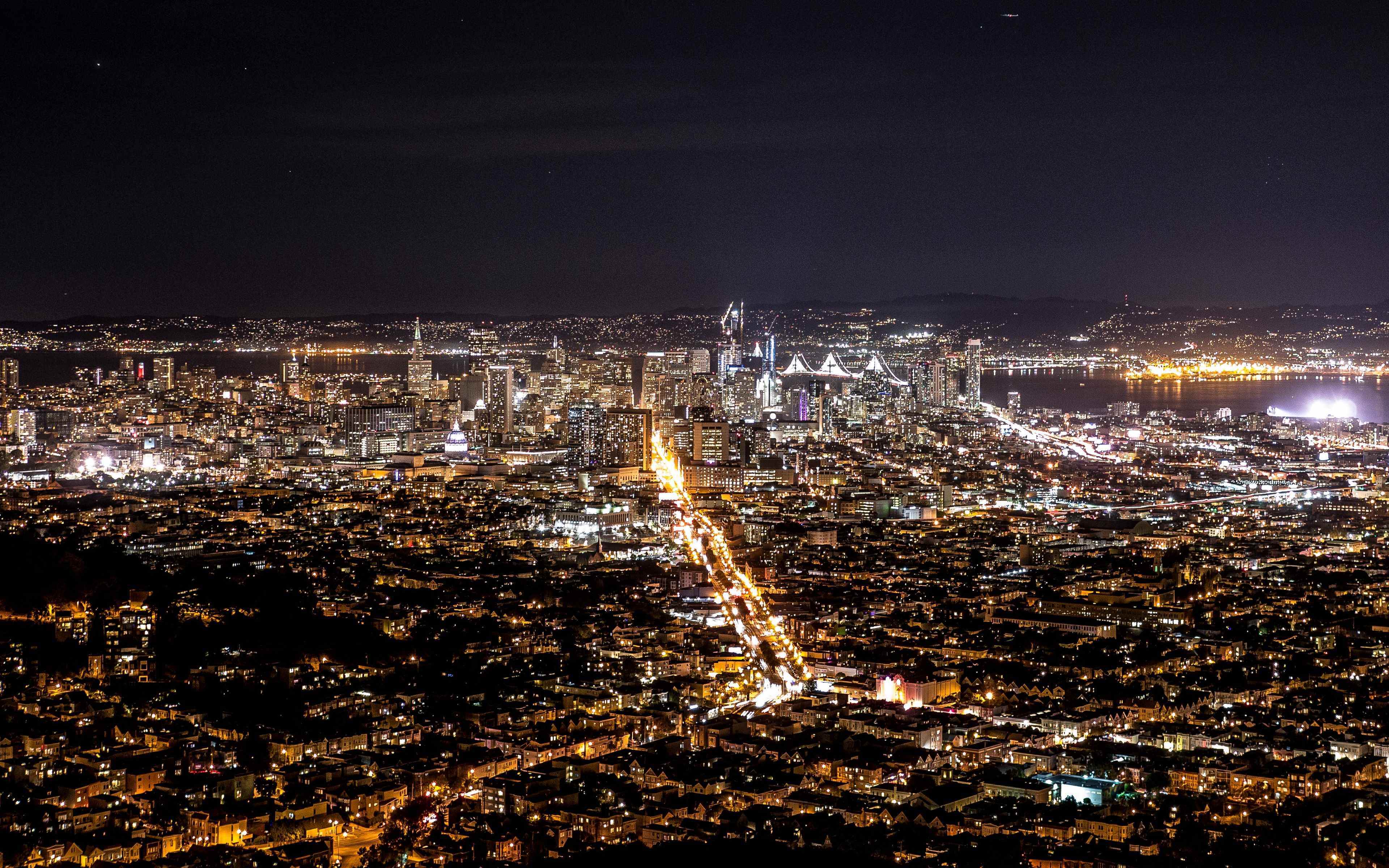 Ночной Лос Анджелес с высоты птичьего полета