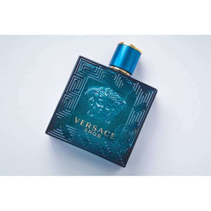 Versace eros edp homme 50мл. Versace eros edp мужские. Versace eros eau de toilette. Versace eros edp мужские. духи версаче с кокосом.
