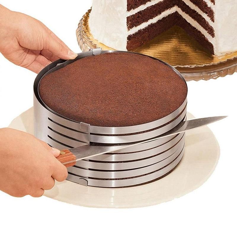 Кольцо в торте