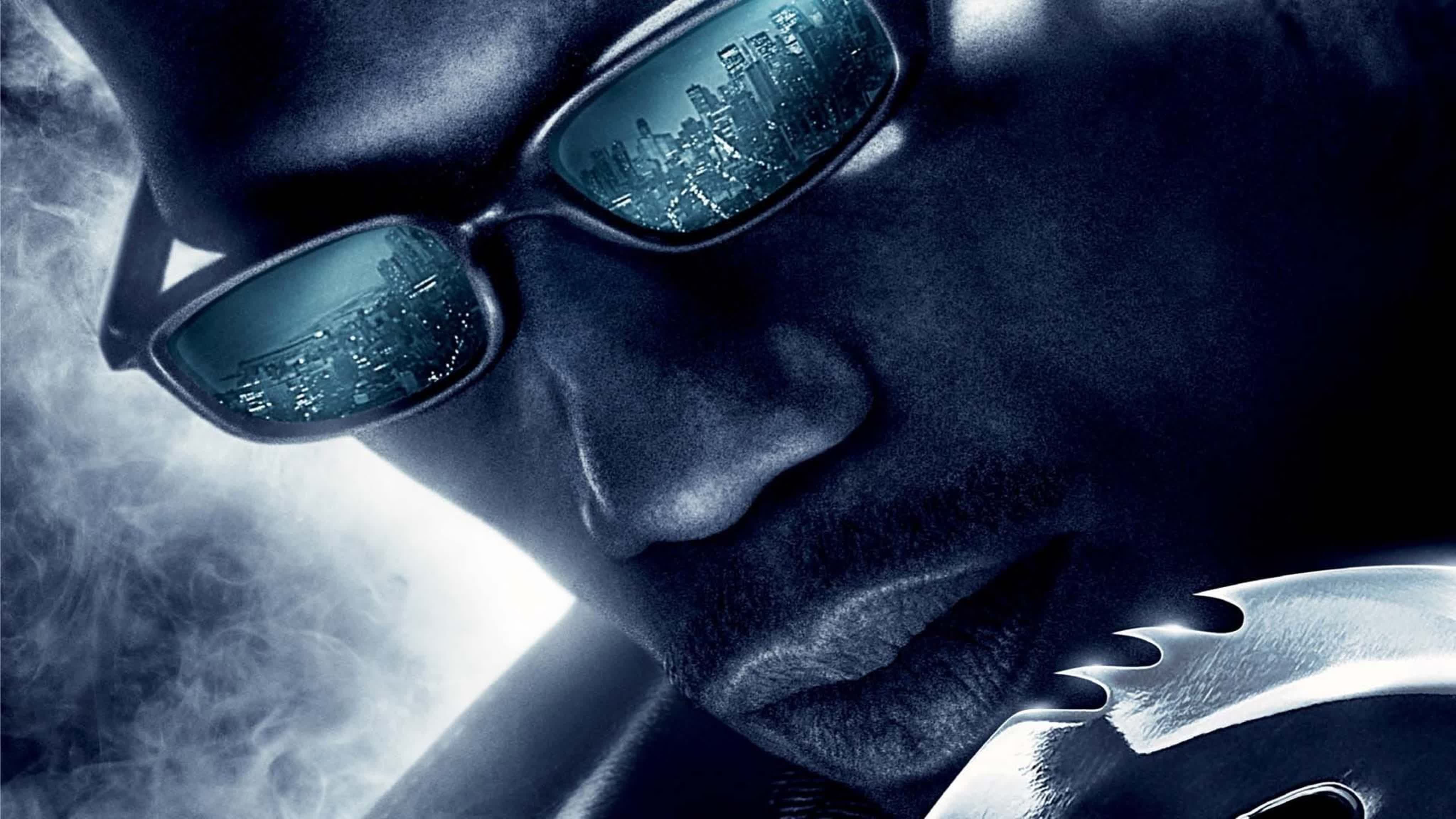 Blade download. Блэйд 3: Троица фильм 2004. Очки Уэсли Снайпс. Блэйд фильм 1973.