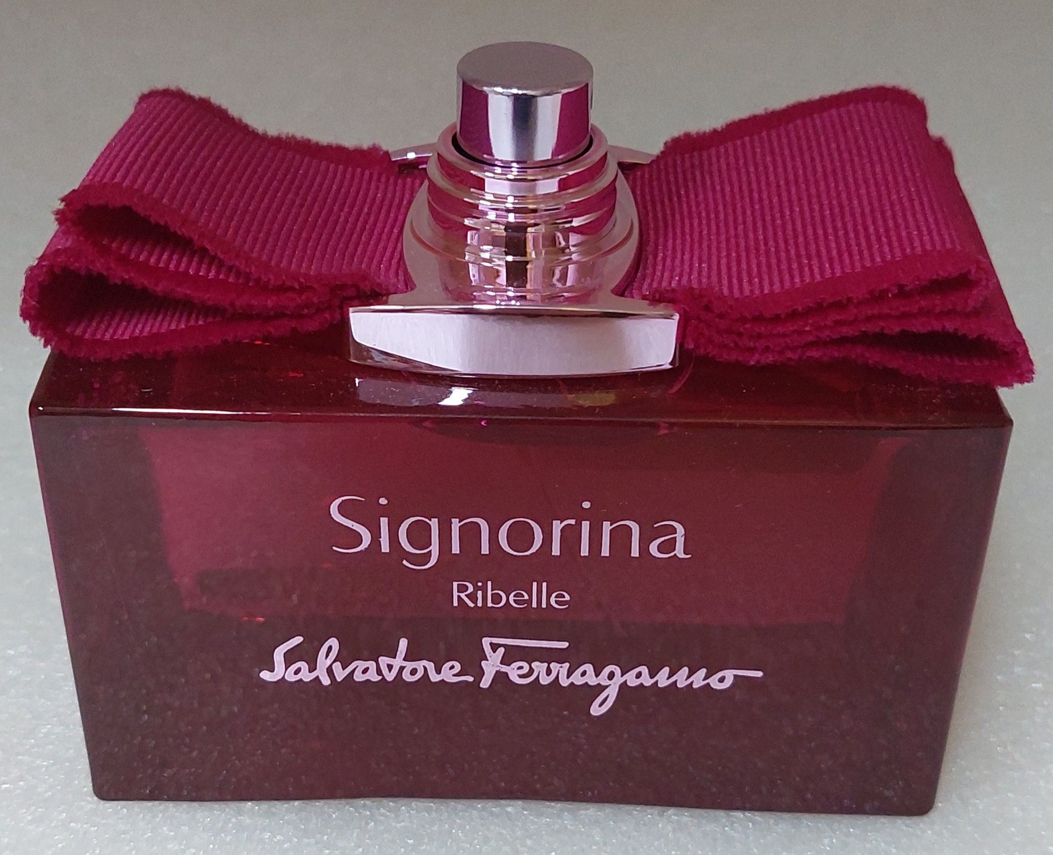 Salvatore ferragamo signorina libera отзывы. Сигнорина Рибелле. Сигнорина Рибель. Salvatore Ferragamo парфюмерная вода. Сигнорина отзывы.